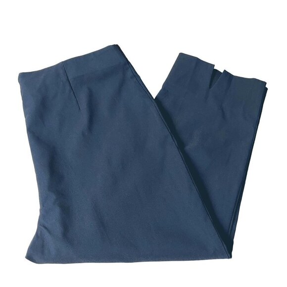 Charter Club Women's Petite Navy Blue Chelsea Pull-On Capri Pants - Picture 2 of 9